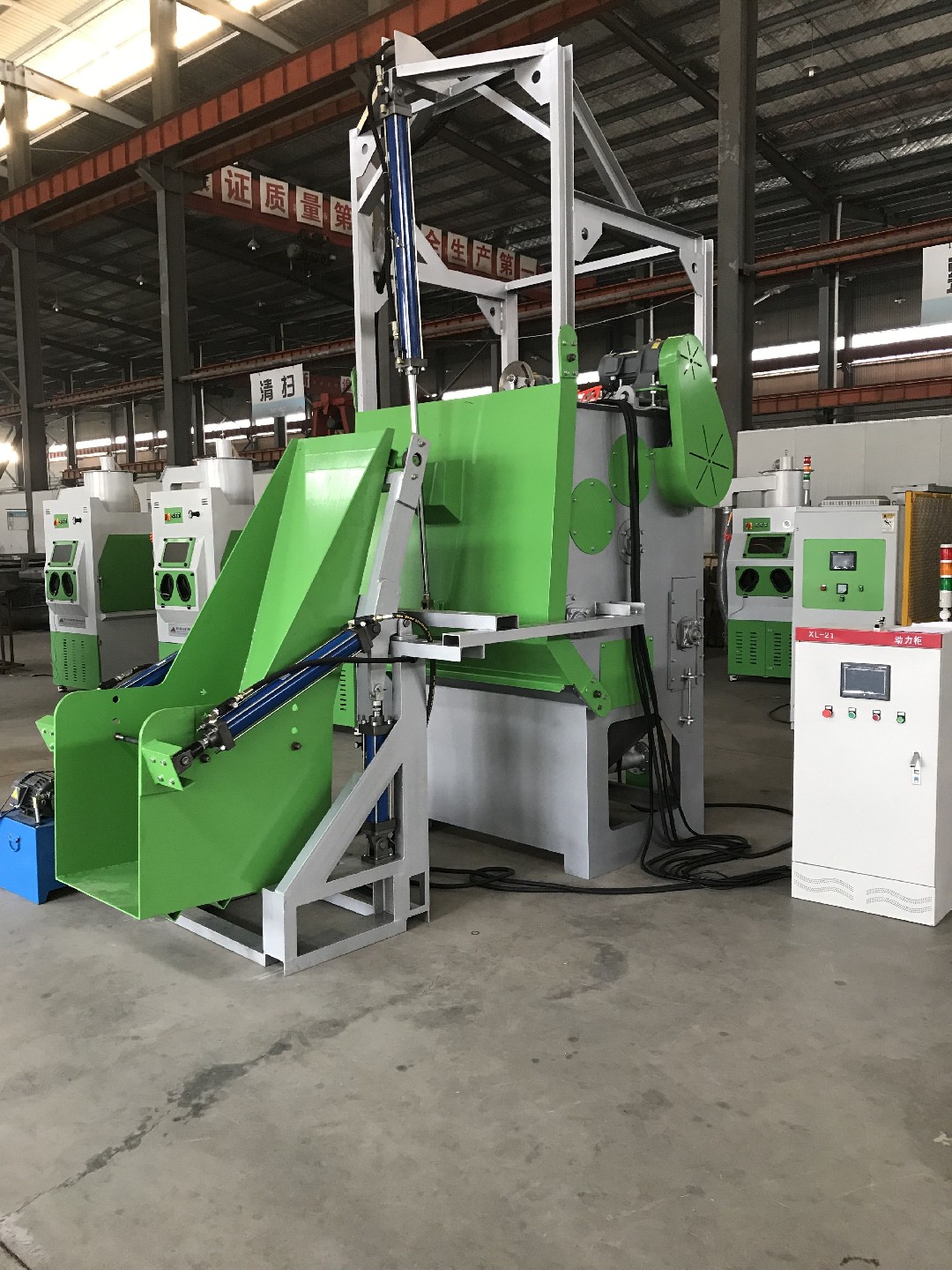 TB-SF300KG-6A自動上下料履帶式自動噴砂機，履帶液體自動噴砂機，自動液體噴砂機